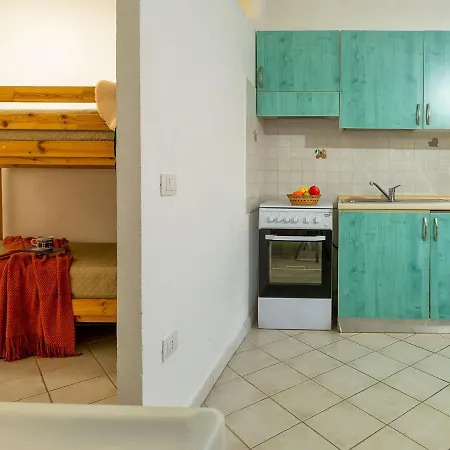 Apartamento 0-5-m - Marineledda By Interhome